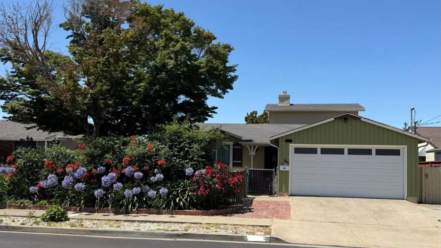 Property photo for Hayward, CA