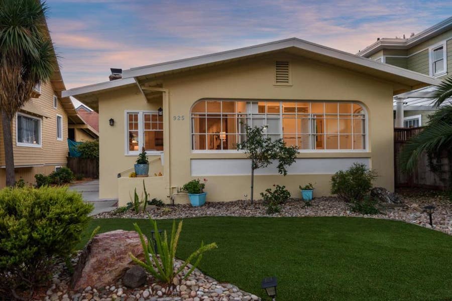 Property photo for 925 Waltermire Street, Belmont, CA