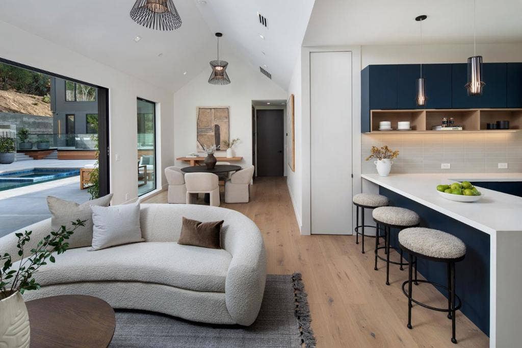 235 Harcross Road, Woodside, CA 94062