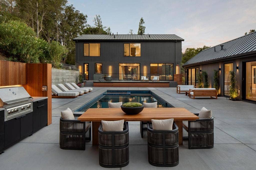 235 Harcross Road, Woodside, CA 94062