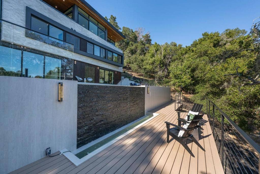 910 La Senda Road, Hillsborough, CA 94010