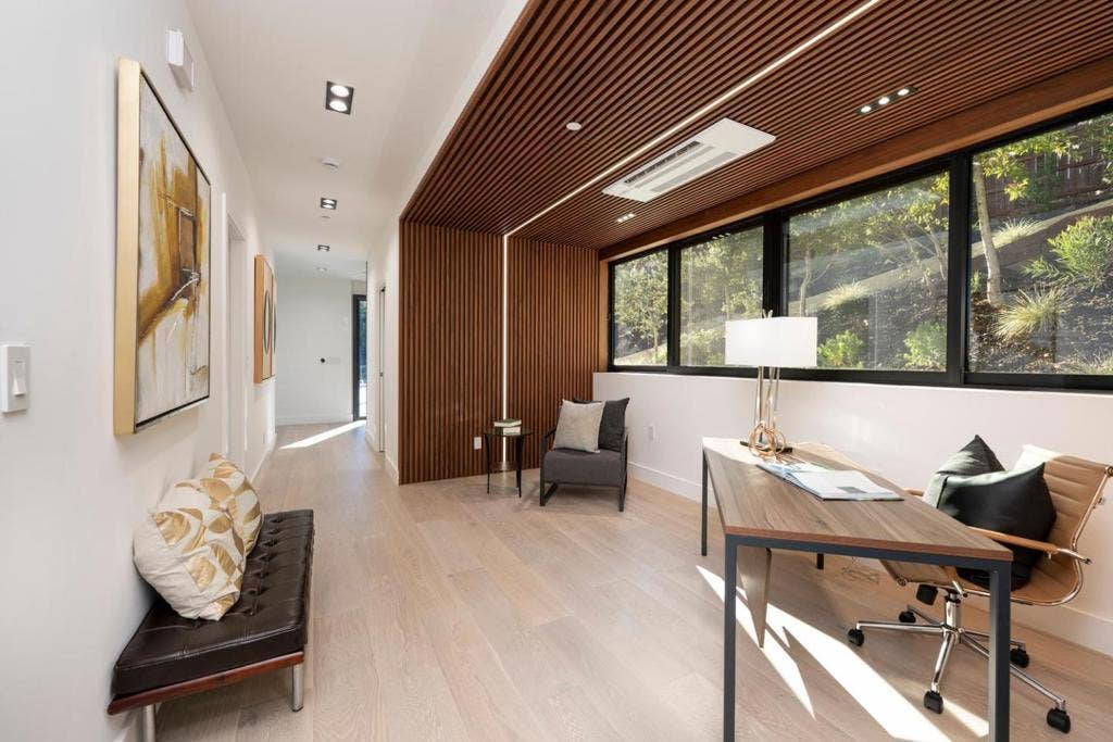 910 La Senda Road, Hillsborough, CA 94010