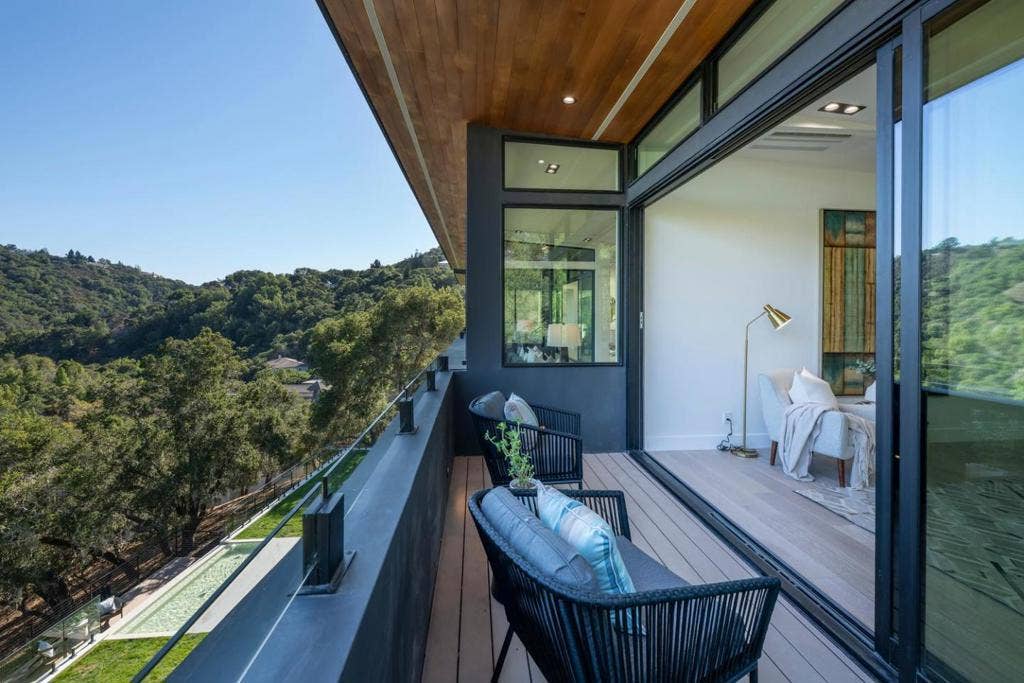 910 La Senda Road, Hillsborough, CA 94010