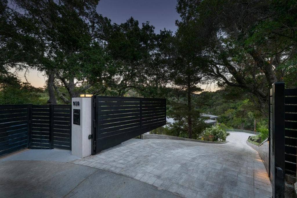 910 La Senda Road, Hillsborough, CA 94010