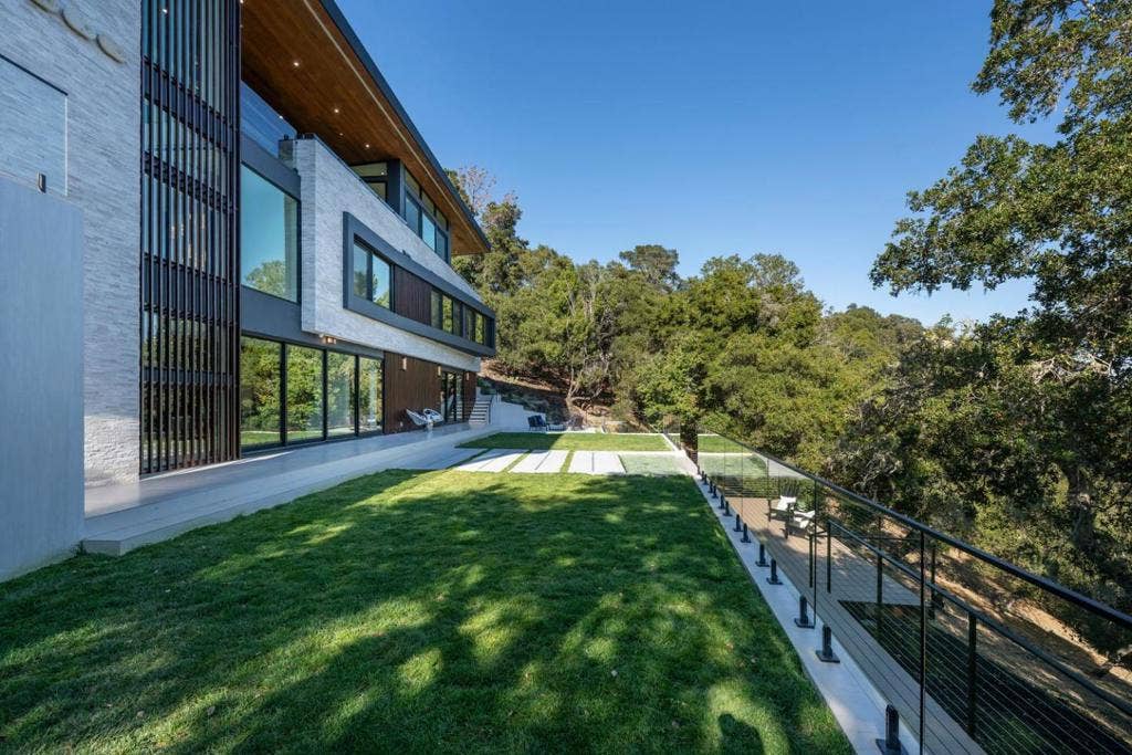 910 La Senda Road, Hillsborough, CA 94010