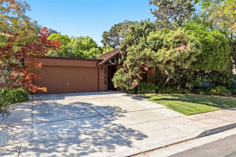 Property photo for 957 Eichler Drive, Mountain View, CA