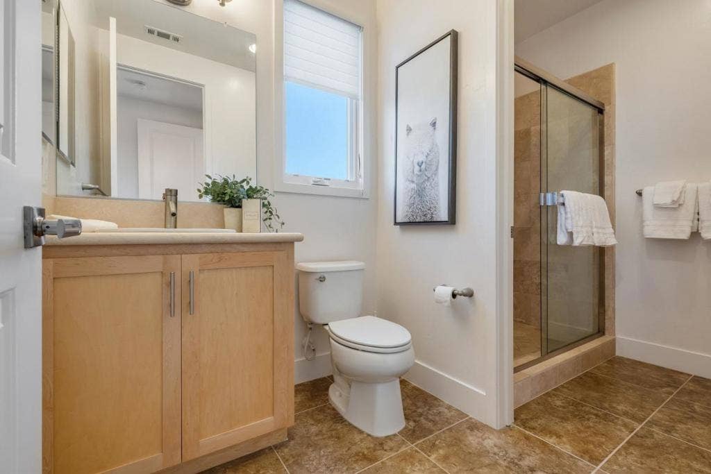 3493 Alma Village Circle, Palo Alto, CA 94306 3493 Alma Village Circle, Palo Alto, CA 94306
