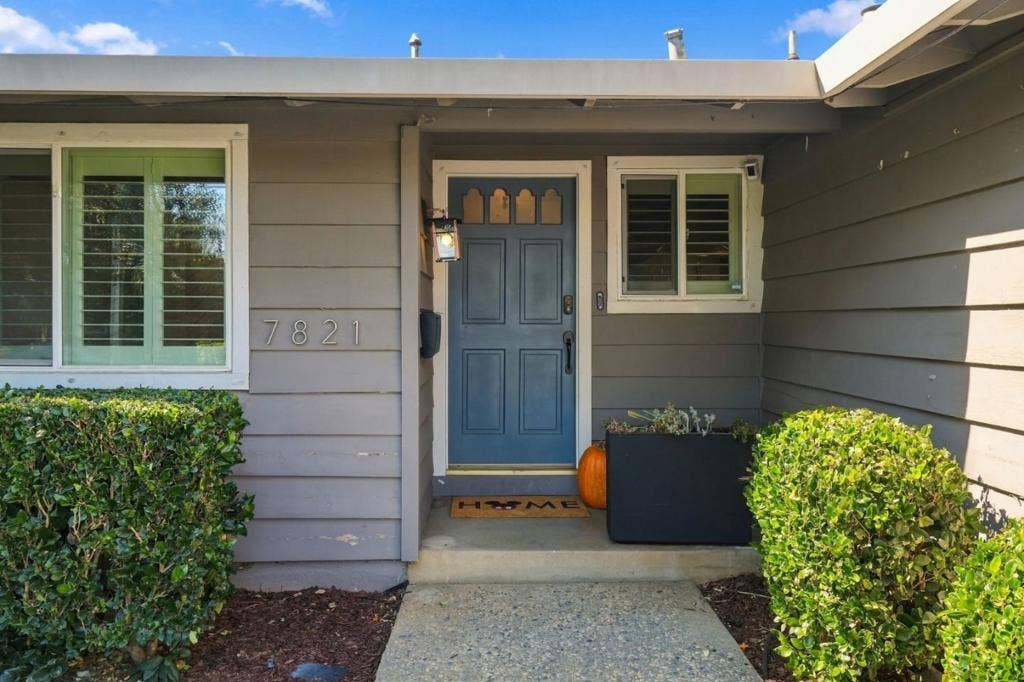 7821 Santa Barbara Drive, Gilroy, CA 95020
