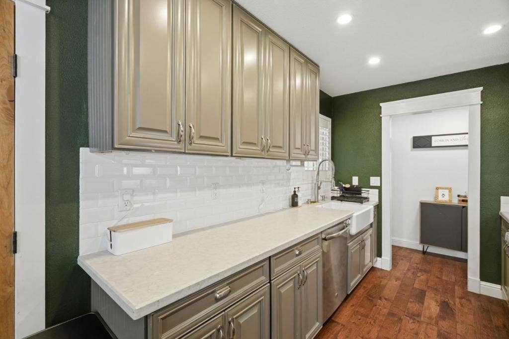 7821 Santa Barbara Drive, Gilroy, CA 95020