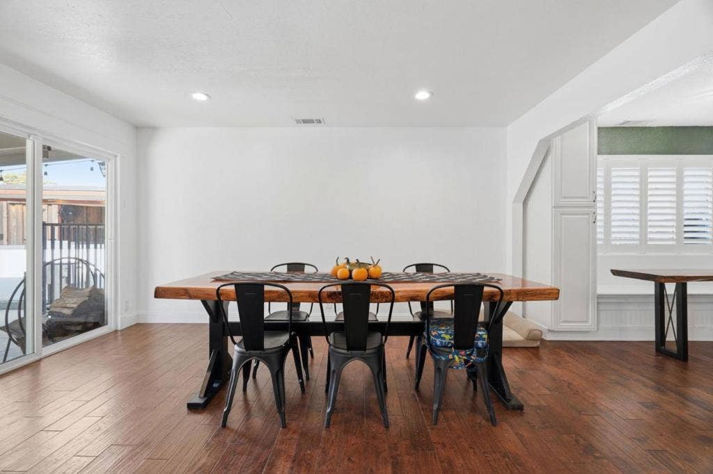 7821 Santa Barbara Drive, Gilroy, CA 95020