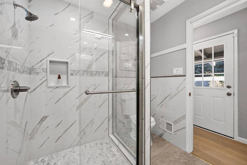 1 Edge, Atherton, CA 94027 1 Edge, Atherton, CA 94027