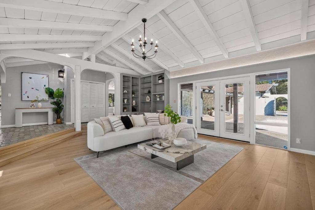 1 Edge, Atherton, CA 94027 1 Edge, Atherton, CA 94027