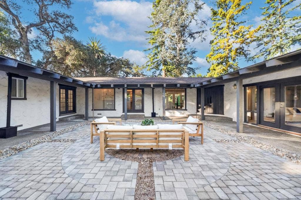 1 Edge, Atherton, CA 94027 1 Edge, Atherton, CA 94027