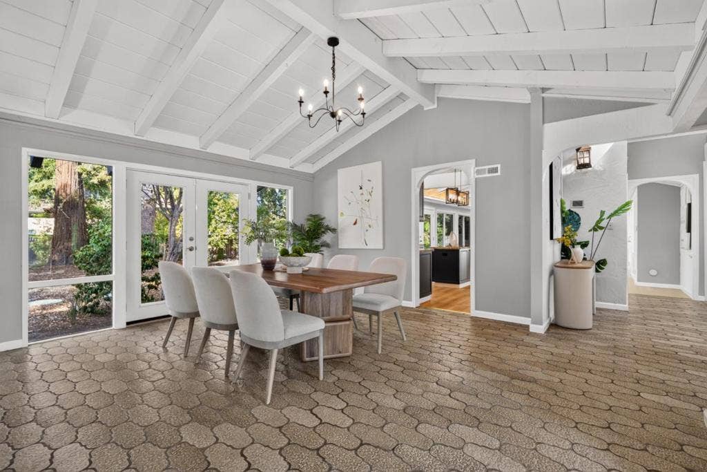 1 Edge, Atherton, CA 94027 1 Edge, Atherton, CA 94027