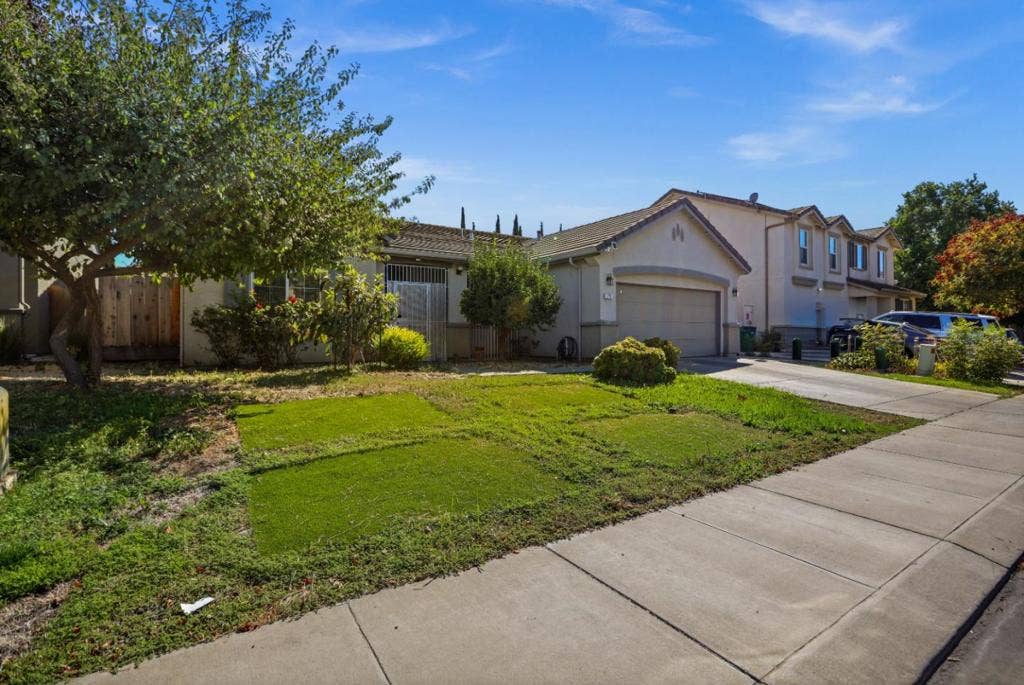 2710 Sebastan Lane, Stockton, CA 95212