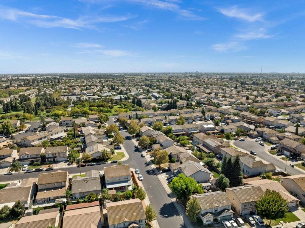2710 Sebastan Lane, Stockton, CA 95212