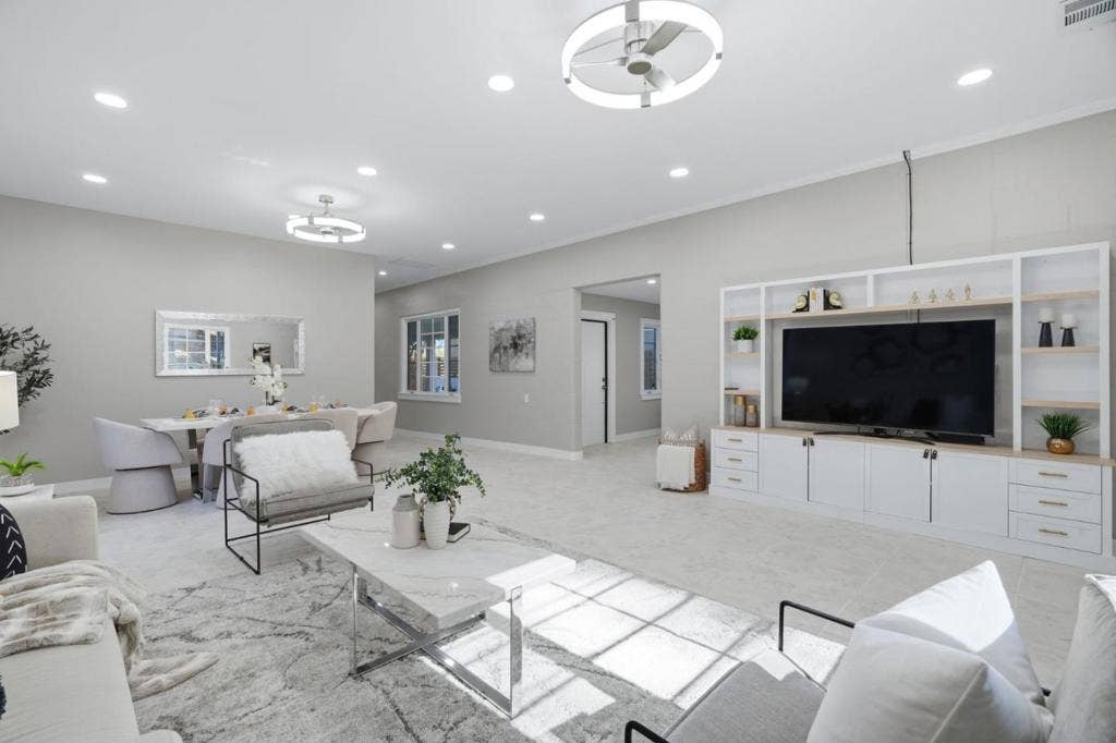 14434 Oak Street, Saratoga, CA 95070 14434 Oak Street, Saratoga, CA 95070