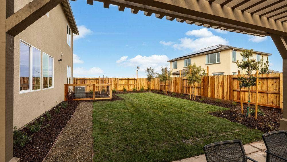 3233 Oak Trail Drive, Manteca, CA 95337 3233 Oak Trail Drive, Manteca, CA 95337