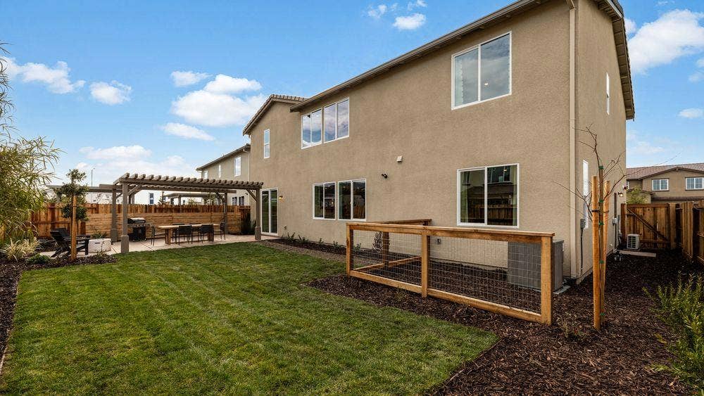 3233 Oak Trail Drive, Manteca, CA 95337 3233 Oak Trail Drive, Manteca, CA 95337
