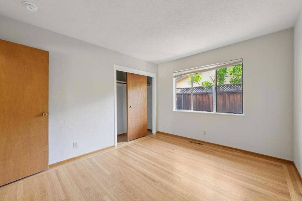 16 Alma Court, Los Altos, CA 94022