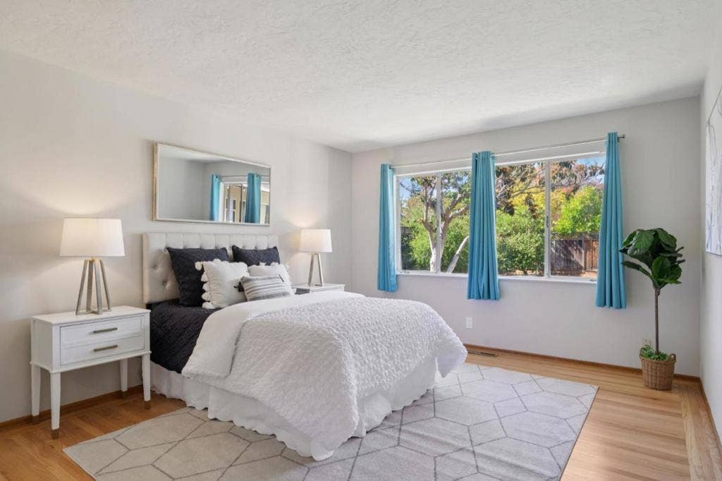 16 Alma Court, Los Altos, CA 94022