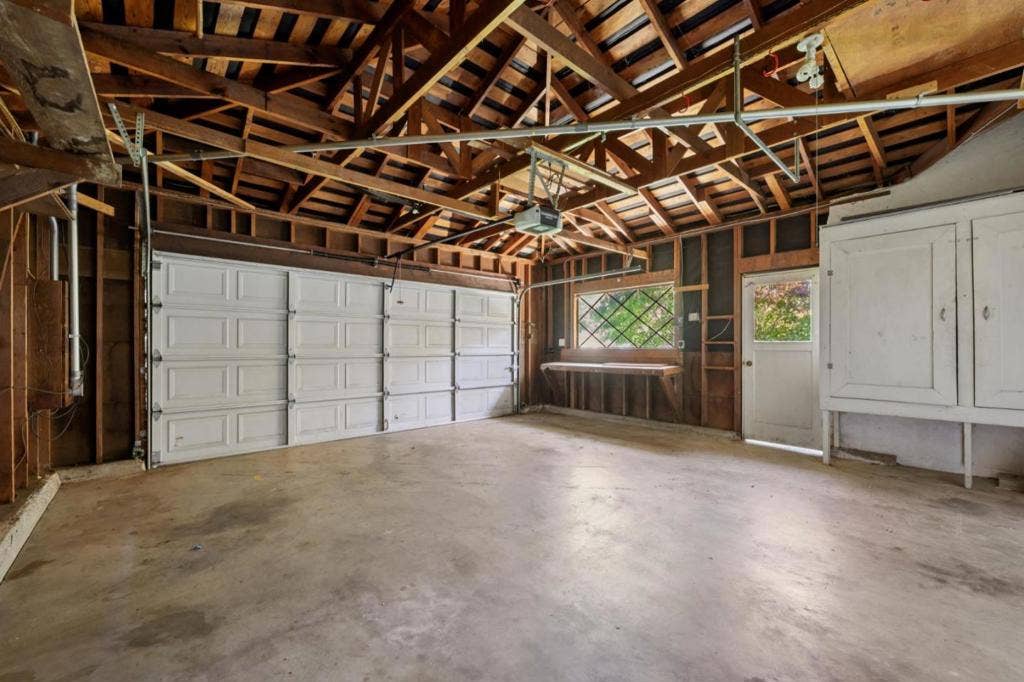 16 Alma Court, Los Altos, CA 94022