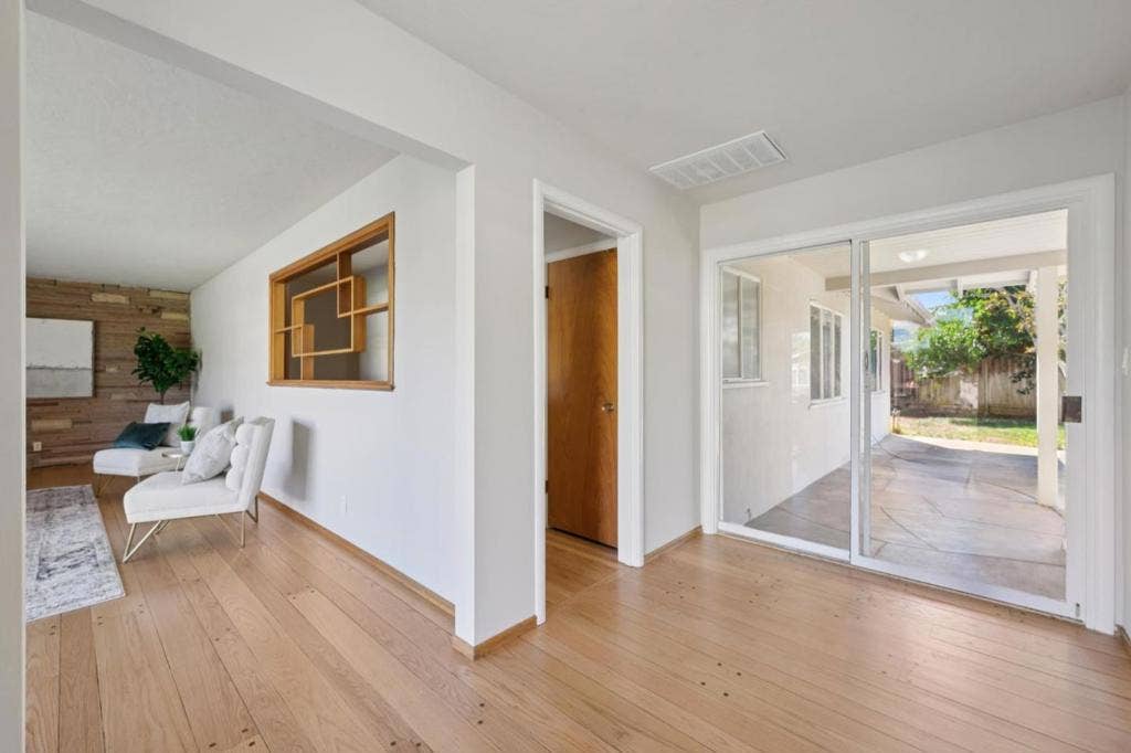 16 Alma Court, Los Altos, CA 94022
