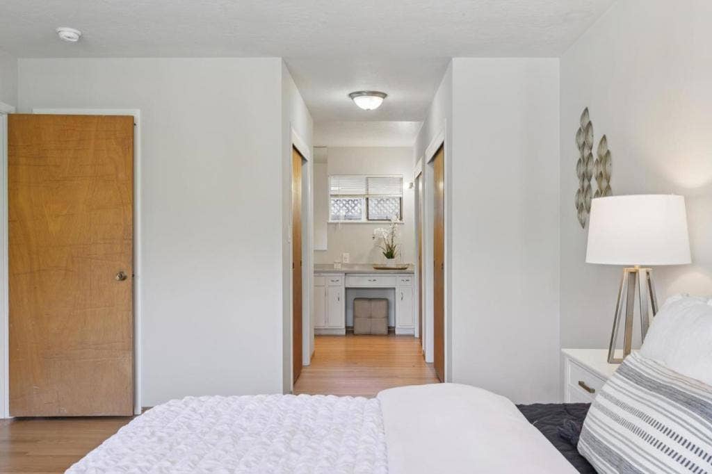 16 Alma Court, Los Altos, CA 94022