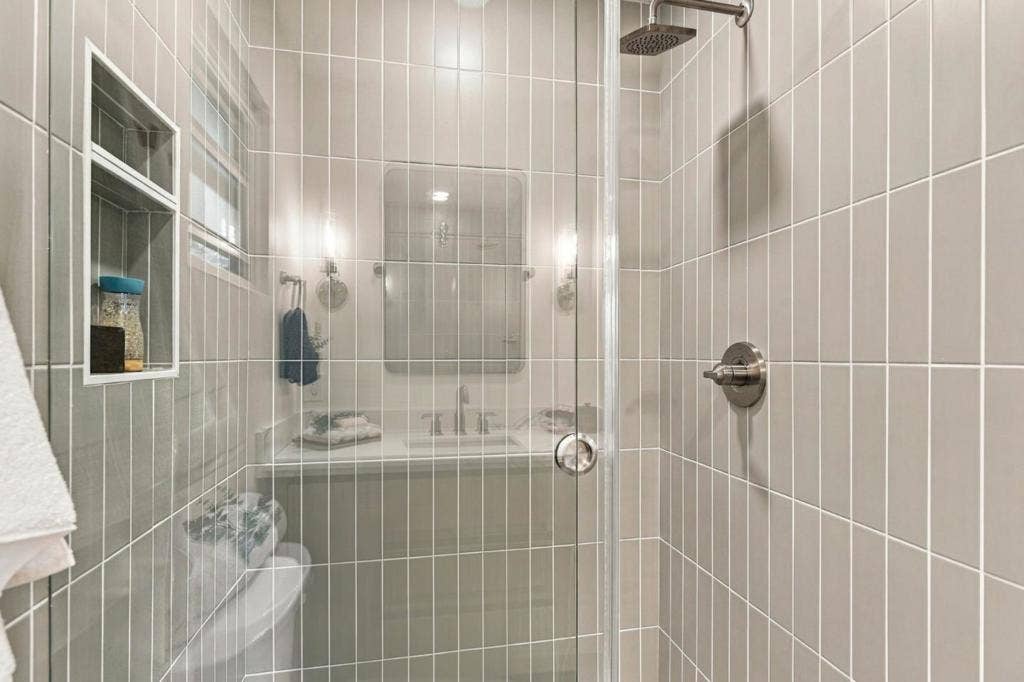 3204 Upper Lock Avenue, Belmont, CA 94002 3204 Upper Lock Avenue, Belmont, CA 94002