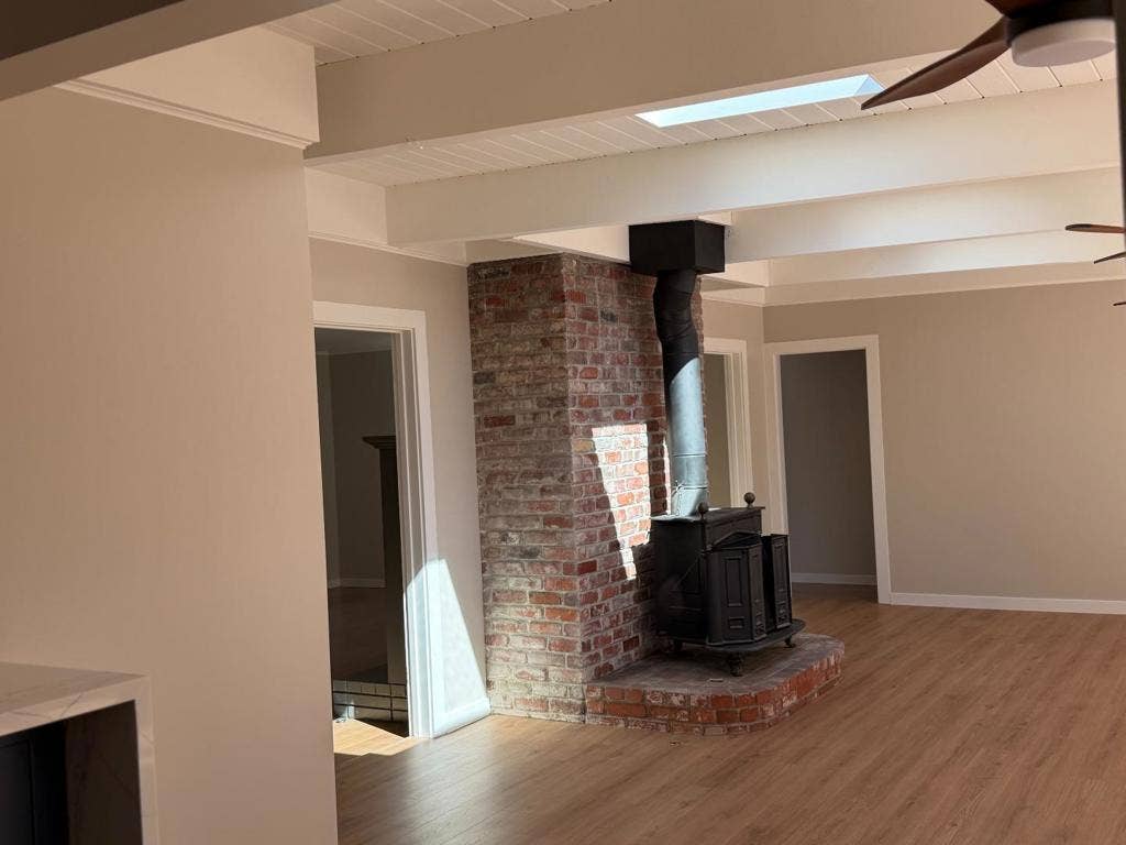 185 Garland Drive, Menlo Park, CA 94025