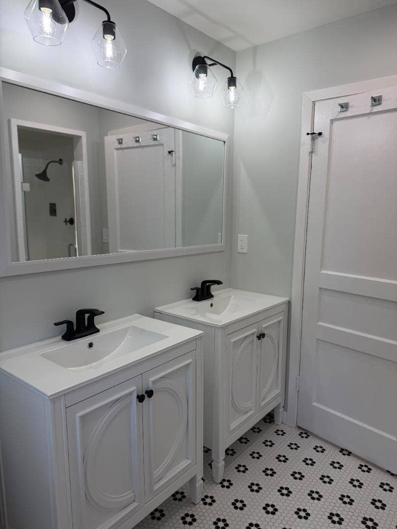 185 Garland Drive, Menlo Park, CA 94025
