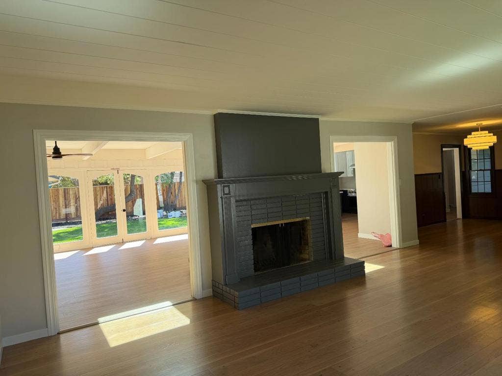 185 Garland Drive, Menlo Park, CA 94025