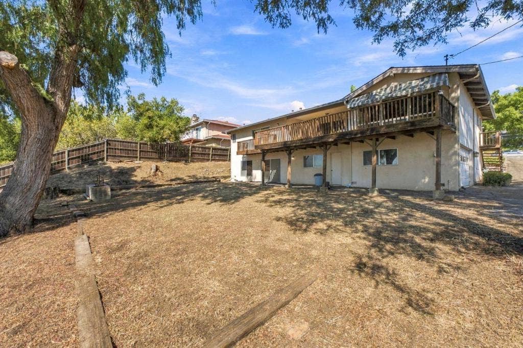 1035 Vista Del Mar, San Jose, CA 95132 1035 Vista Del Mar, San Jose, CA 95132