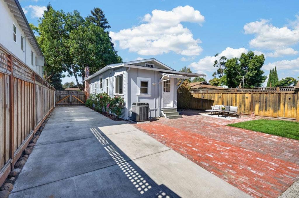 134 Brooklyn Avenue, San Jose, CA 95128