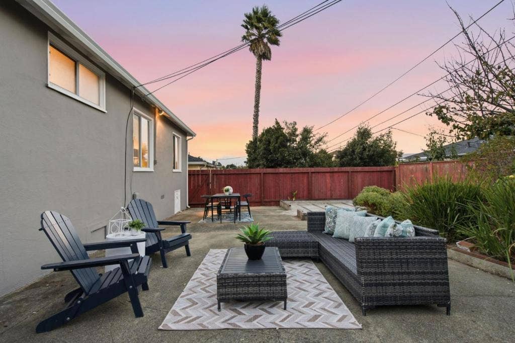 122 Sherwood Way, South San Francisco, CA 94080 122 Sherwood Way, South San Francisco, CA 94080