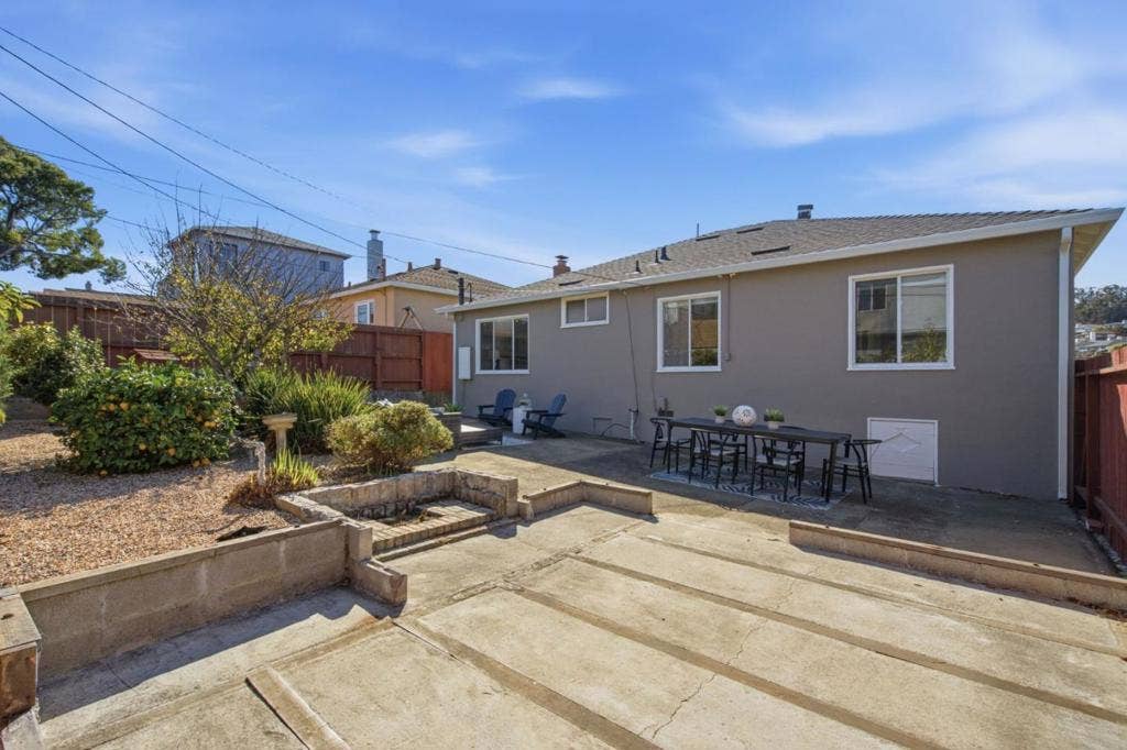 122 Sherwood Way, South San Francisco, CA 94080 122 Sherwood Way, South San Francisco, CA 94080