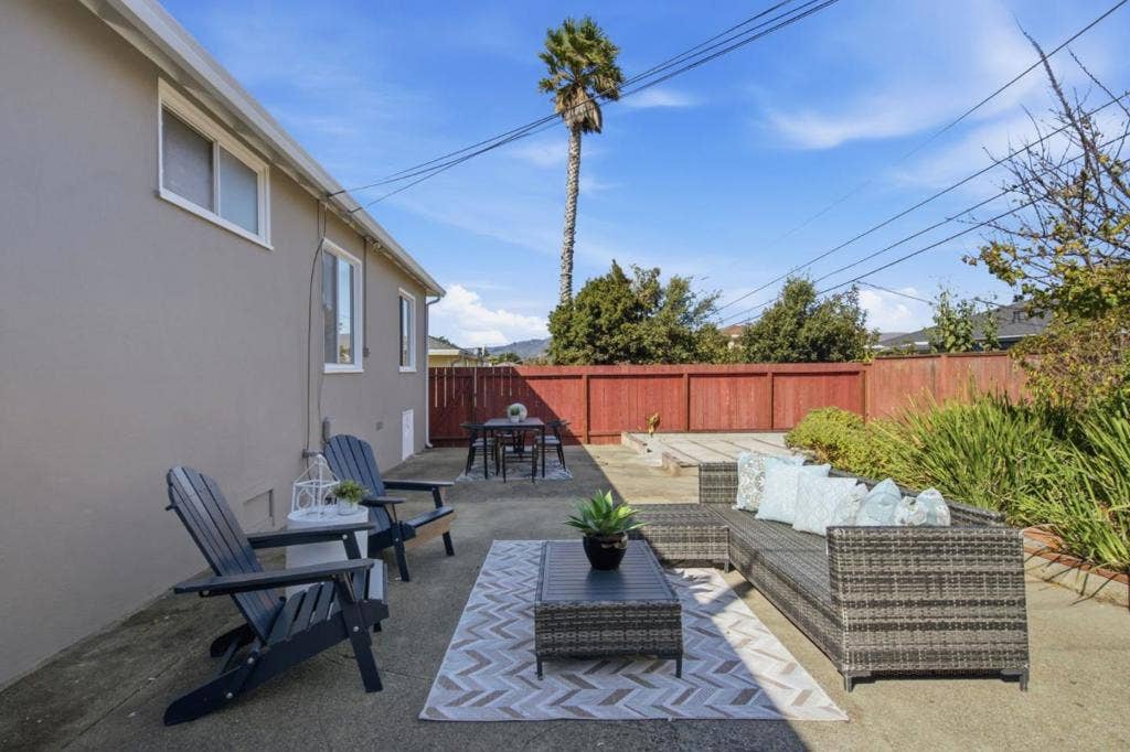 122 Sherwood Way, South San Francisco, CA 94080 122 Sherwood Way, South San Francisco, CA 94080