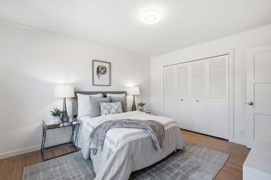 122 Sherwood Way, South San Francisco, CA 94080 122 Sherwood Way, South San Francisco, CA 94080