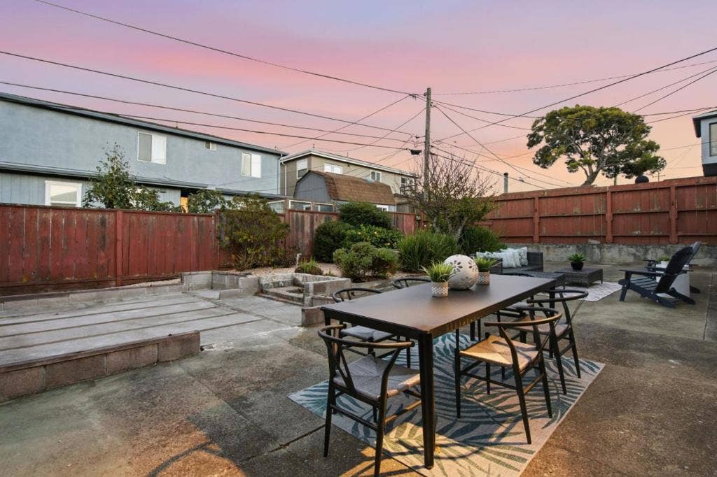 122 Sherwood Way, South San Francisco, CA 94080 122 Sherwood Way, South San Francisco, CA 94080