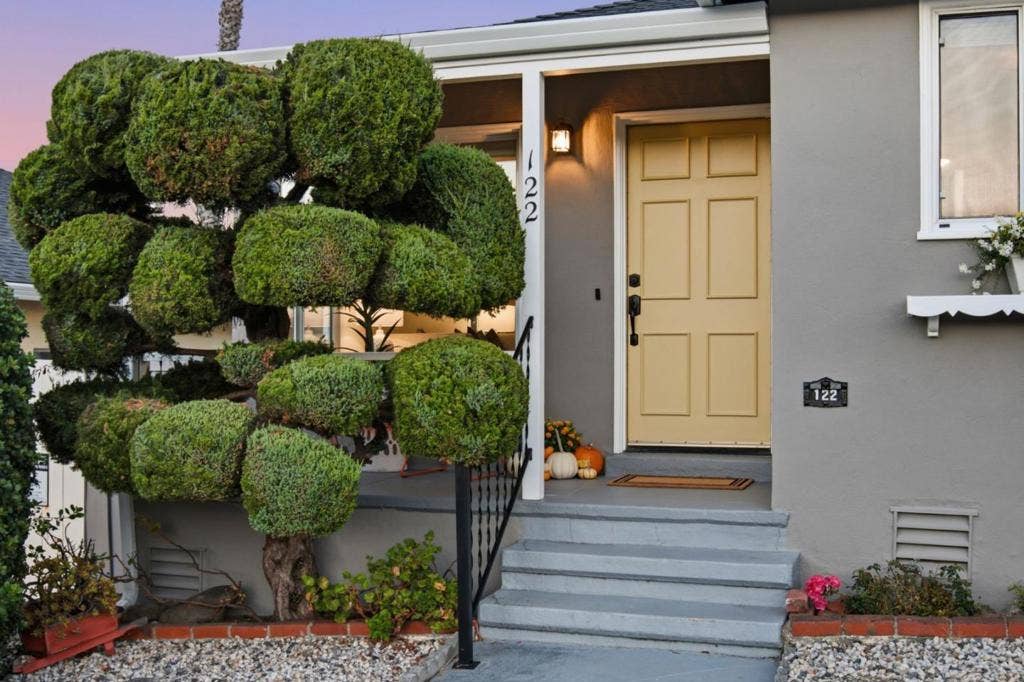 122 Sherwood Way, South San Francisco, CA 94080 122 Sherwood Way, South San Francisco, CA 94080