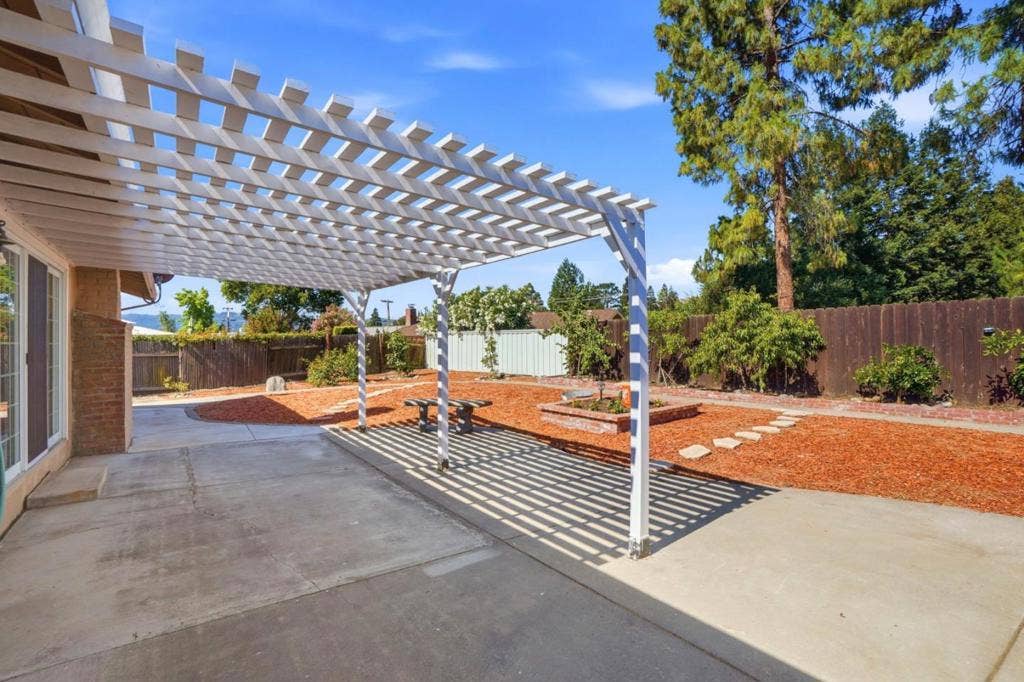 6924 Wisteria Street, San Ramon, CA 94583 6924 Wisteria Street, San Ramon, CA 94583
