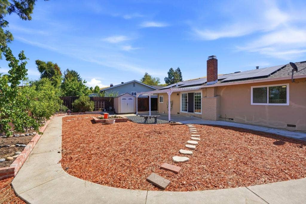 6924 Wisteria Street, San Ramon, CA 94583 6924 Wisteria Street, San Ramon, CA 94583
