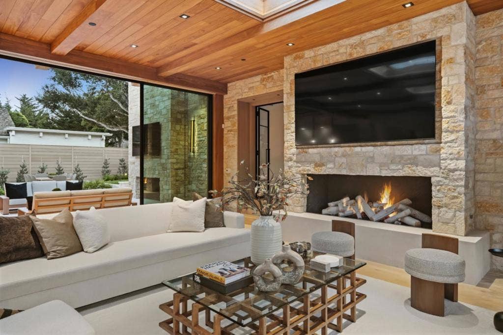 26346 Valley View Avenue, Carmel, CA 93923