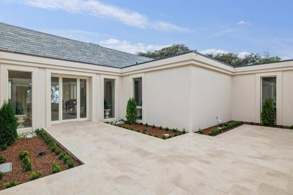 1552 Riata Road, Pebble Beach, CA 93953