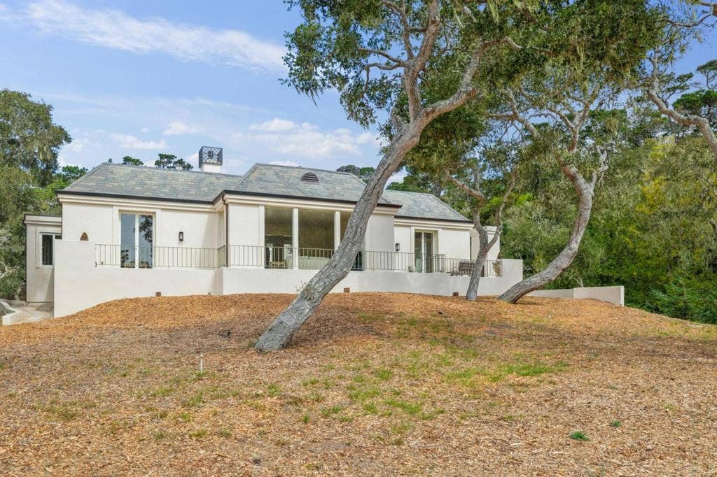 1552 Riata Road, Pebble Beach, CA 93953