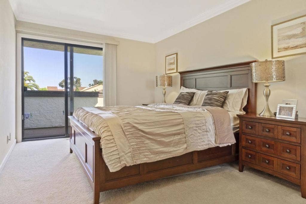 527 Martinique Drive, Redwood City, CA 94065 527 Martinique Drive, Redwood City, CA 94065