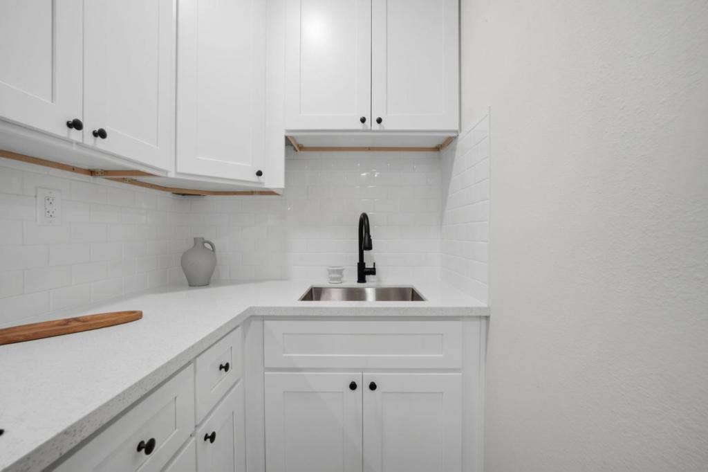 1384 Madera Avenue, Menlo Park, CA 94025 1384 Madera Avenue, Menlo Park, CA 94025