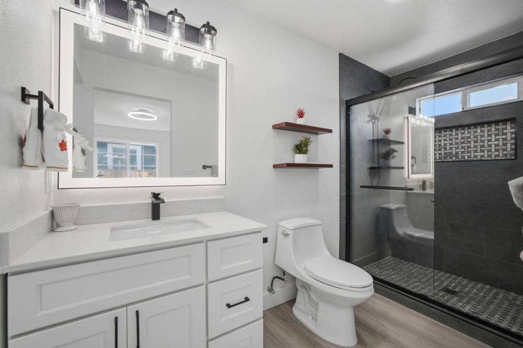 1384 Madera Avenue, Menlo Park, CA 94025 1384 Madera Avenue, Menlo Park, CA 94025