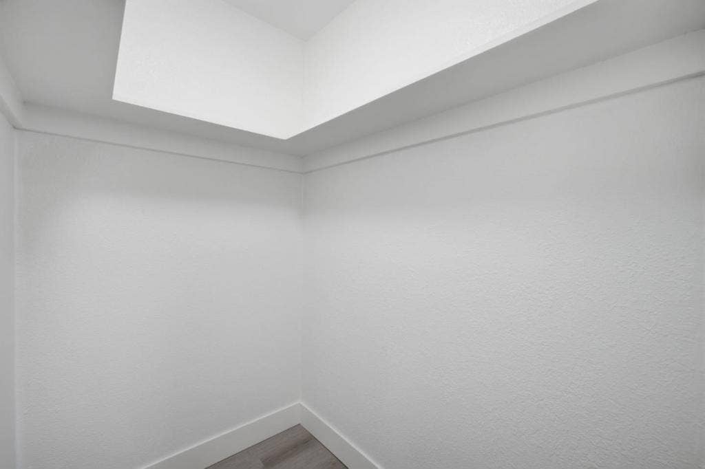 1384 Madera Avenue, Menlo Park, CA 94025 Walkin Closet