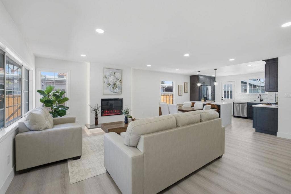 1384 Madera Avenue, Menlo Park, CA 94025 1384 Madera Avenue, Menlo Park, CA 94025